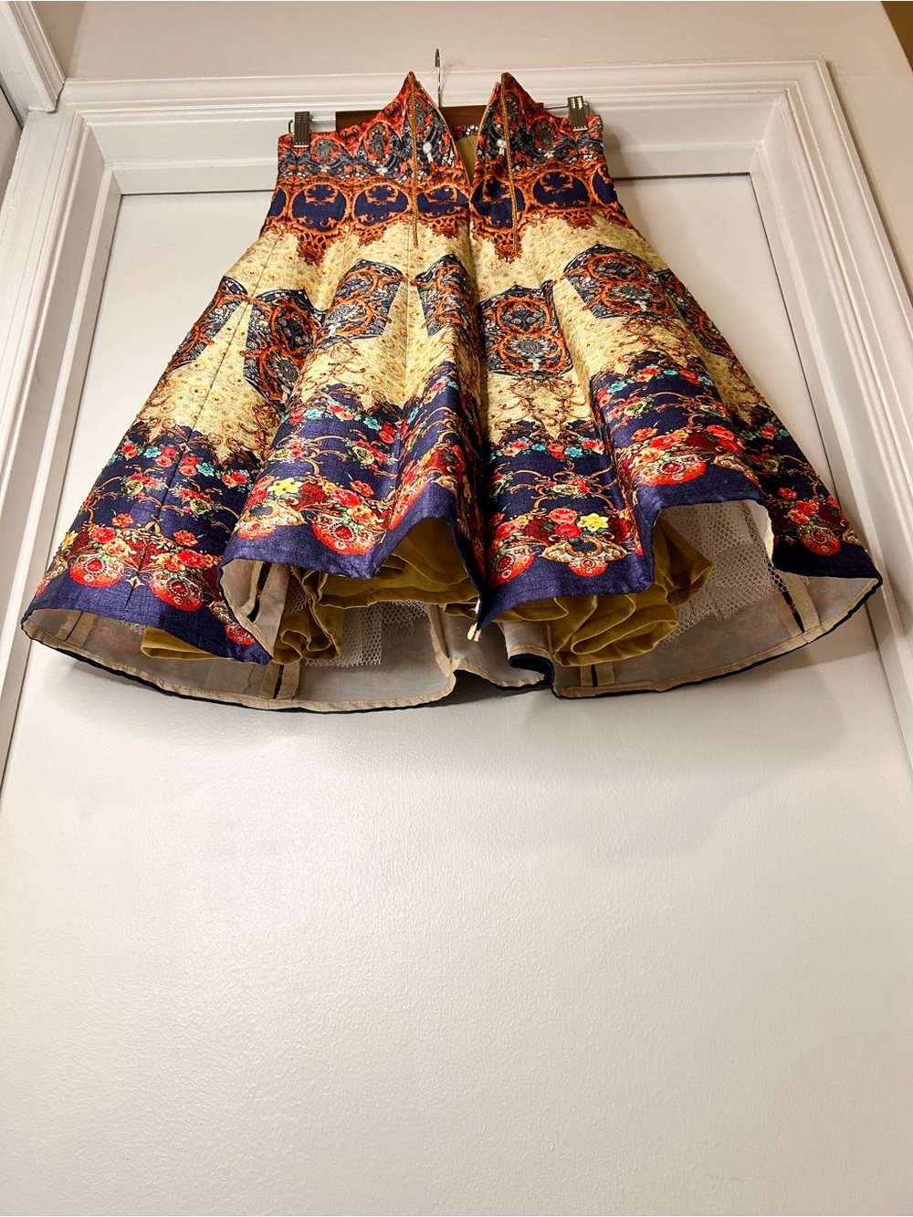 Baroque-Inspired Statement Skirt - Size Small - Picture 7 of 15